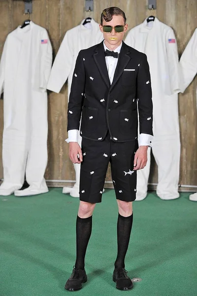 Look 37